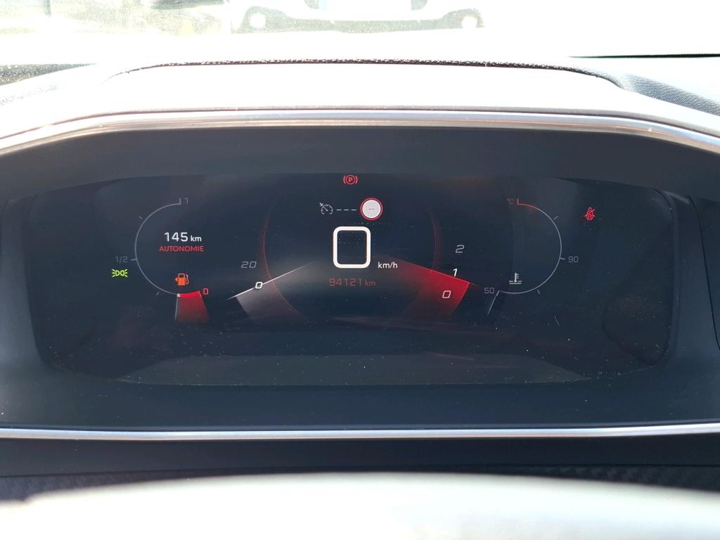 Peugeot 2008 BlueHDi 110 S&S BVM6 Allure Pack 2022