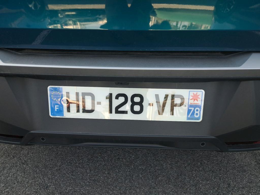Peugeot 3008 Hybrid 145 e-DCS6 Allure 2025