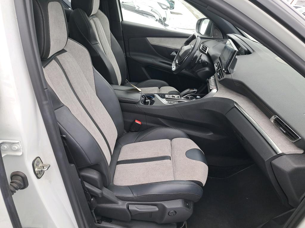 Peugeot 3008 Hybrid4 300 e-EAT8 GT Pack 2021