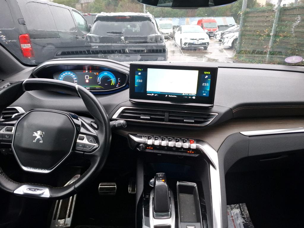 Peugeot 3008 Hybrid4 300 e-EAT8 GT Pack 2021