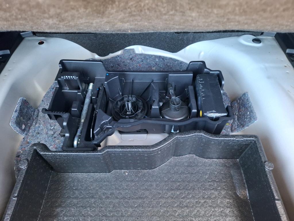 Peugeot 2008 PureTech 130 S&S EAT8 GT 2022