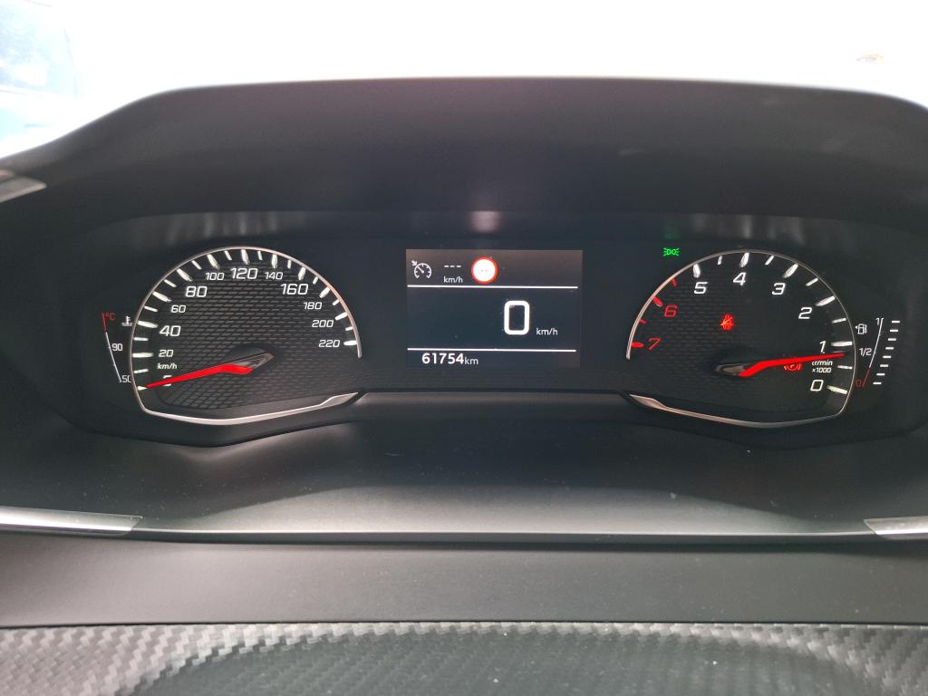 Peugeot 2008 BlueHDi 110 S&S BVM6 Active Pack 2022