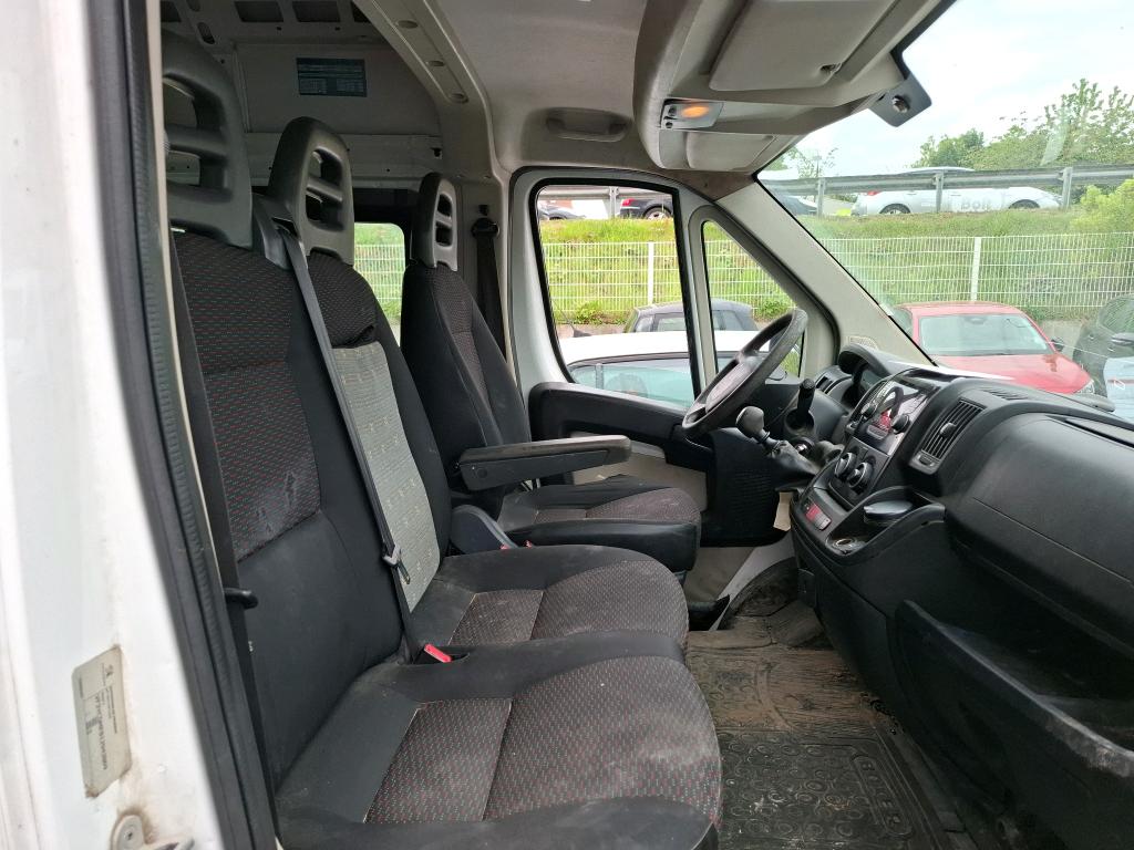 Peugeot BOXER CA 335 L2H2 2.2 HDi 110 2015
