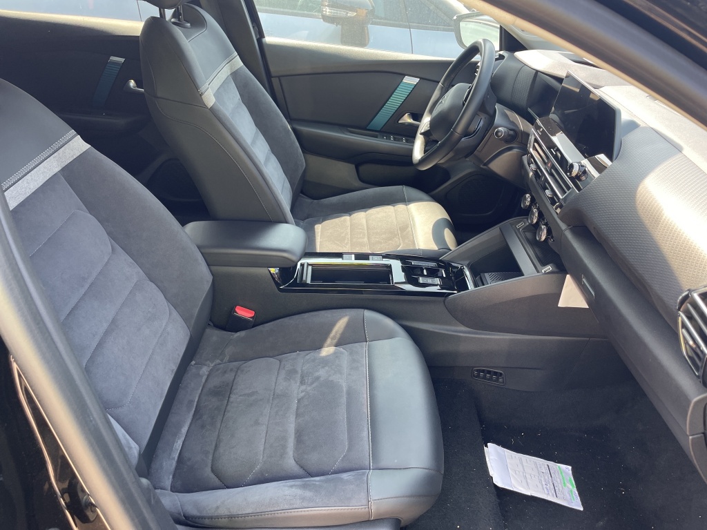 Citroen e-C4 136 ch Automatique Shine Pack 2023