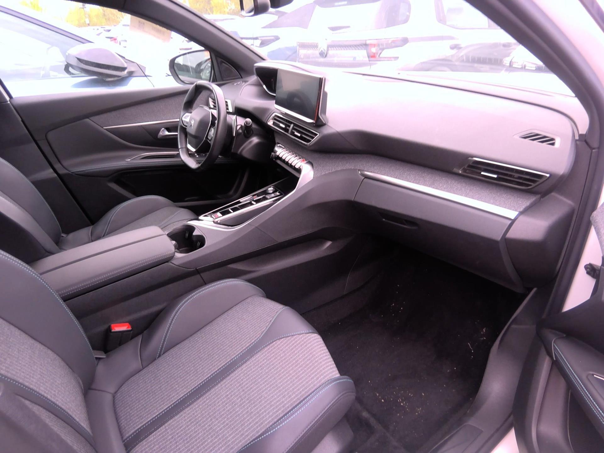 Peugeot 5008 PureTech 130ch S&S EAT8 Allure Pack 2023