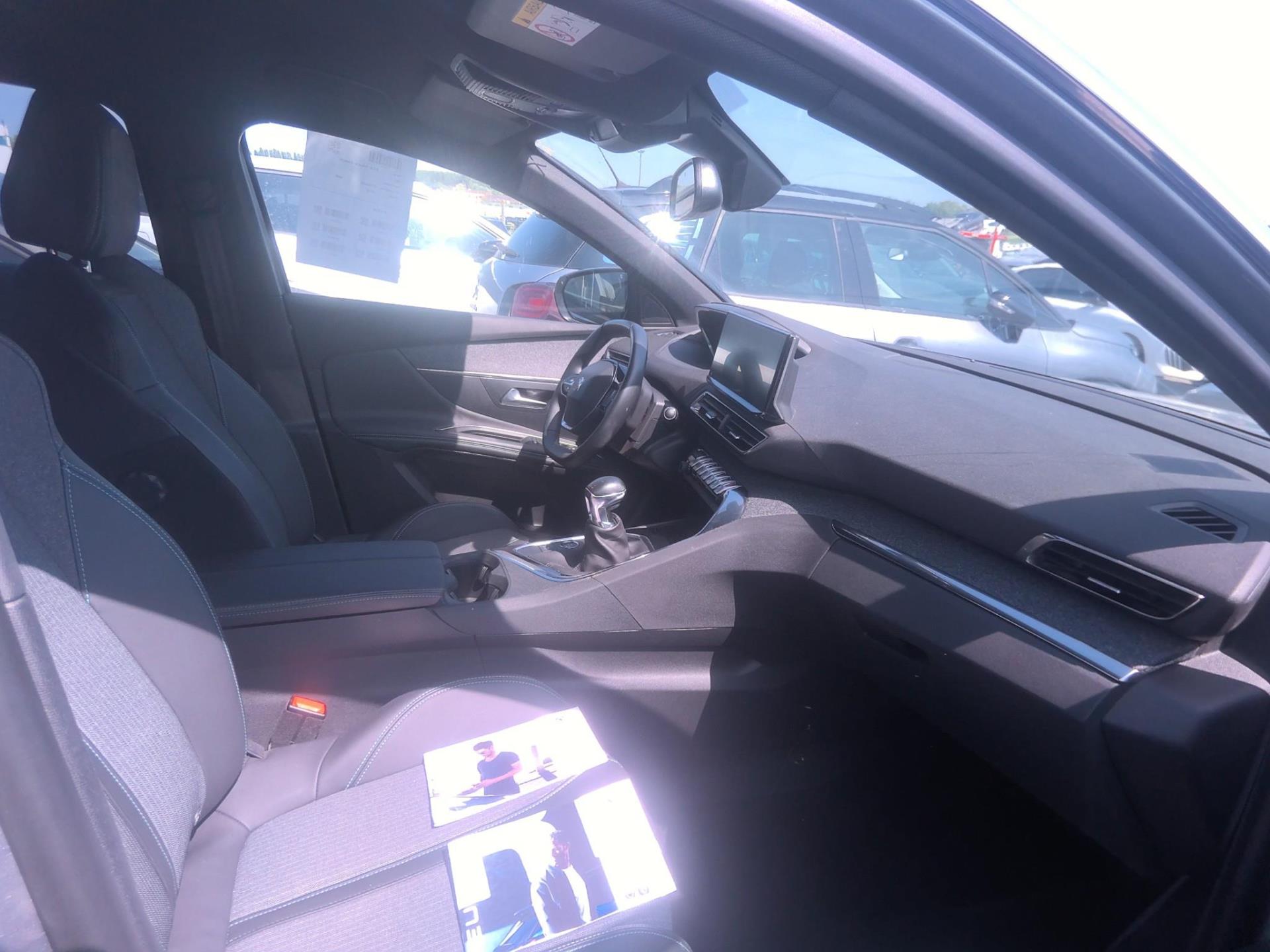 Peugeot 3008 PureTech 130ch S&S BVM6 Allure Pack 2023