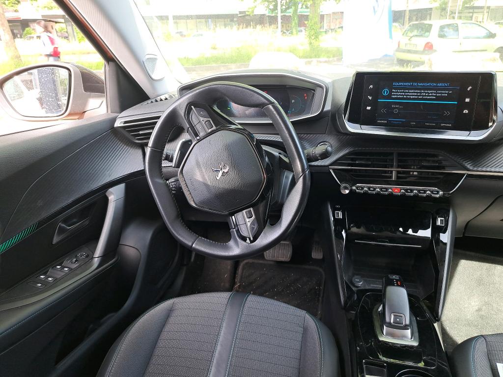 Peugeot 2008 BlueHDi 130 S&S EAT8 Allure Pack 2022