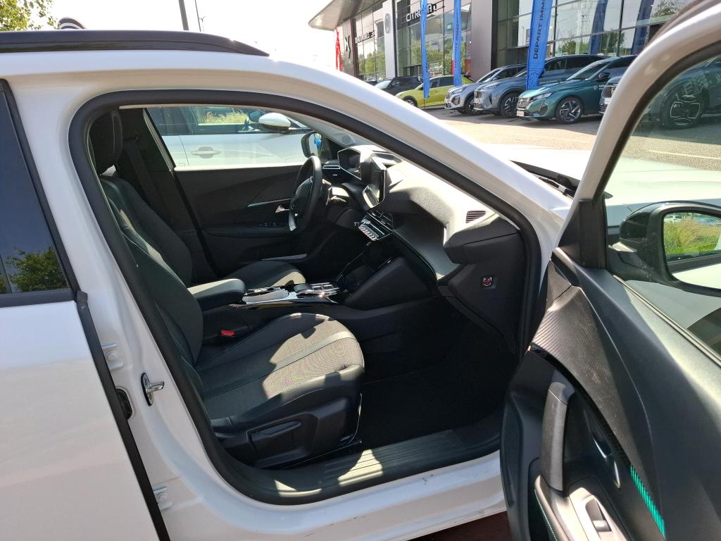Peugeot 2008 BlueHDi 130 S&S EAT8 Allure Pack 2022