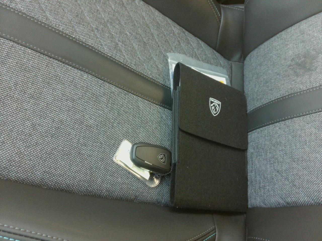 Foto Peugeot 308 8