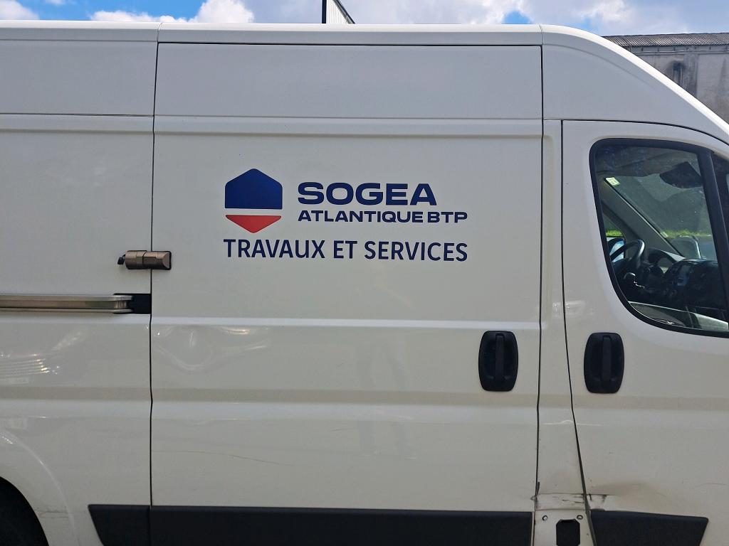 Peugeot BOXER TOLE 335 L2H2 BLUEHDI 120 S&S ASPHALT 2021
