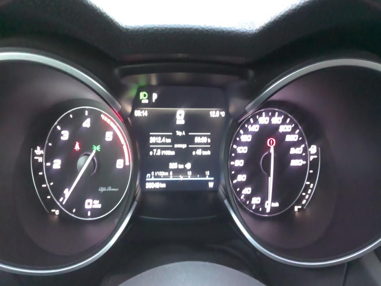 Foto Alfa Romeo Stelvio 5