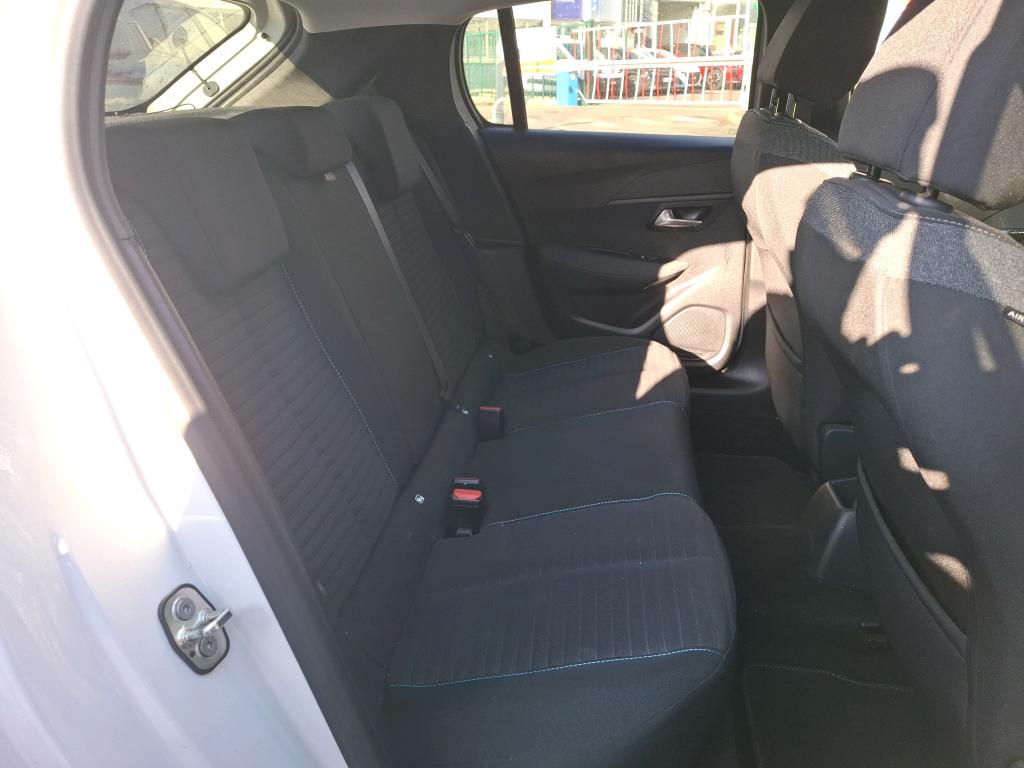 Peugeot 208 BlueHDi 100 S&S BVM6 Style 2022