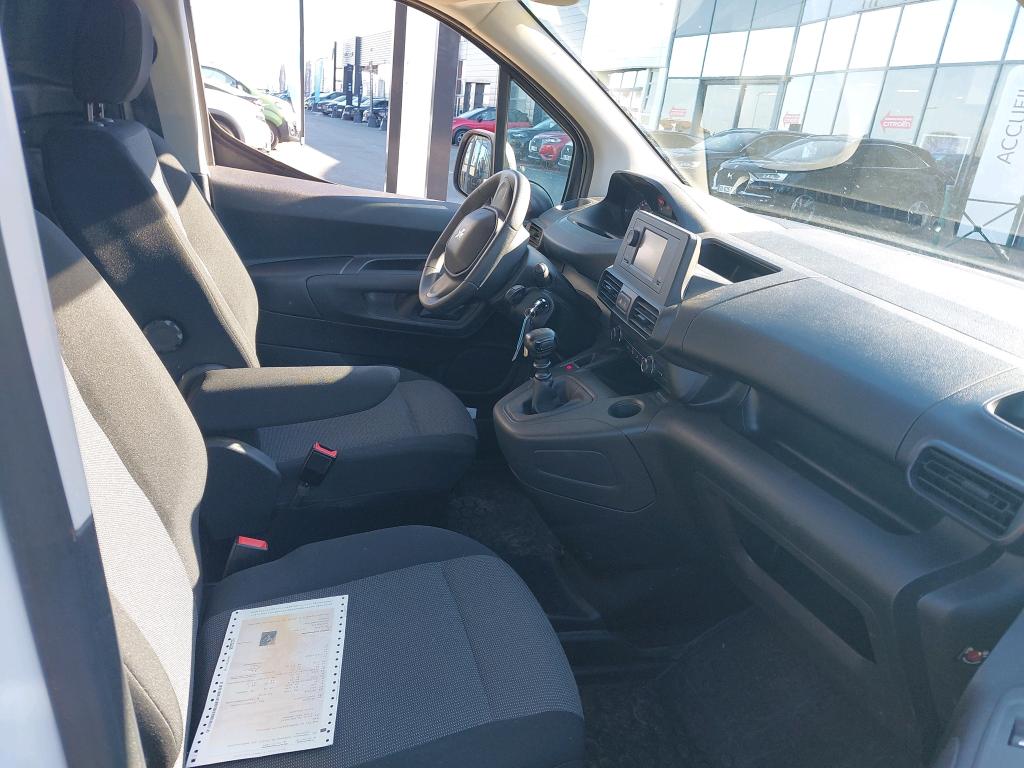 Peugeot PARTNER FOURGON STANDARD 650 KG PURETECH 110 S&S BVM6 PREMIUM 2021