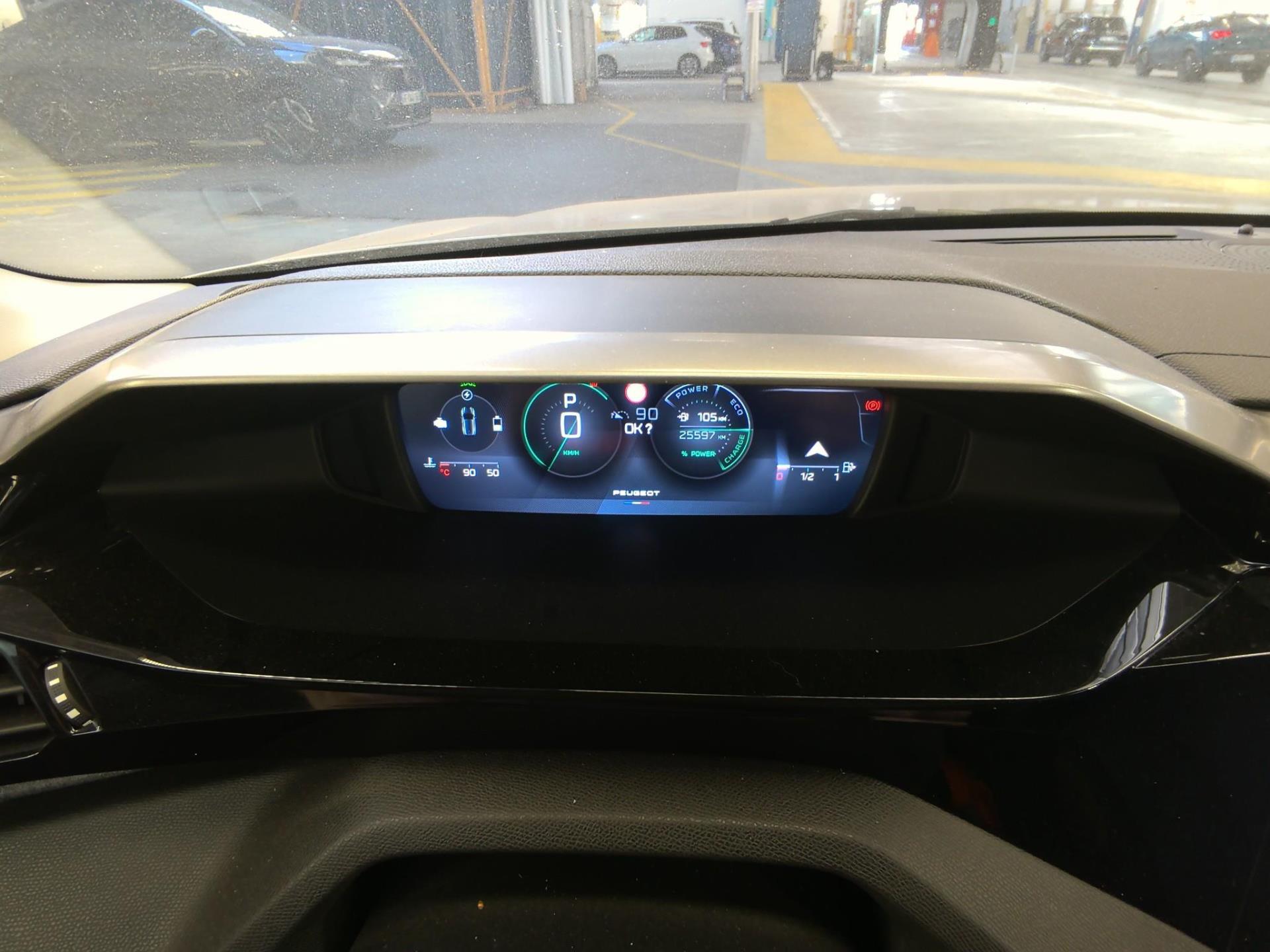 Peugeot 308 Hybrid 145 e-DCS6 Allure 2025