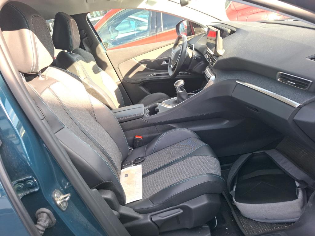 Peugeot 3008 Puretech 130ch S&S BVM6 Allure Pack 2022