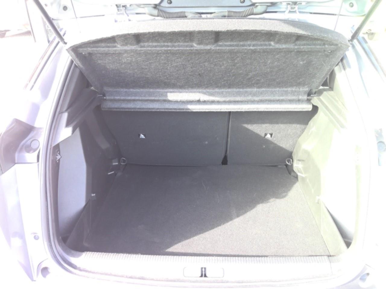 Foto Peugeot 2008 13