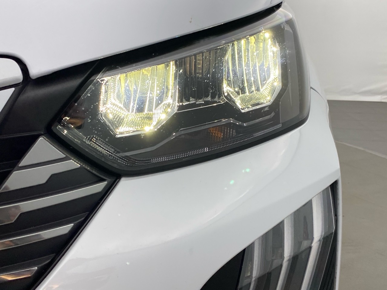 Peugeot 2008 PureTech 130 S&S EAT8 Allure 2024