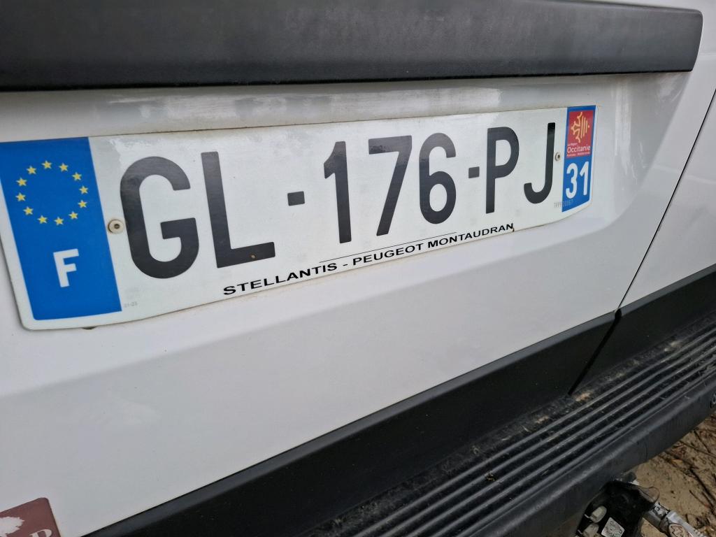 Peugeot BOXER TOLE 333 L2H2 BLUEHDI 120 S&S ASPHALT 2023
