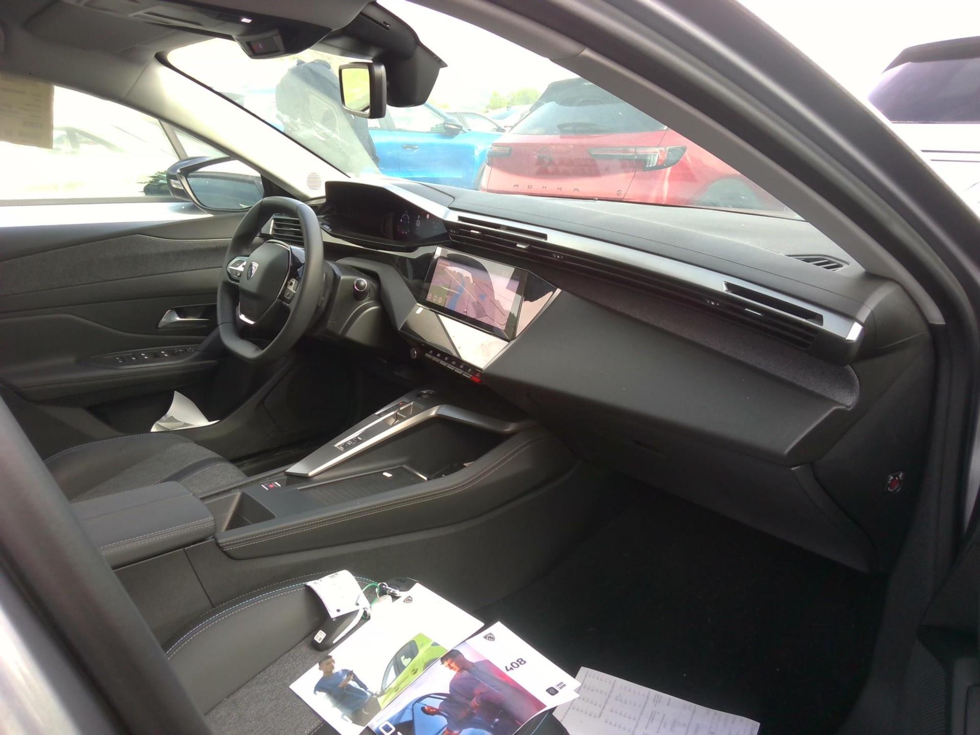 Peugeot 408 Hybrid 136 e-DCS6 Allure 2024