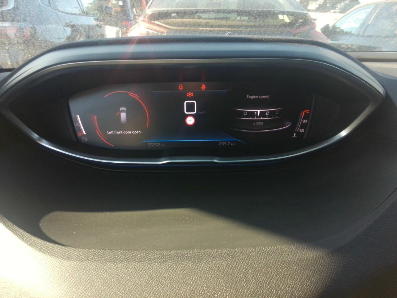 Foto Peugeot 3008 5