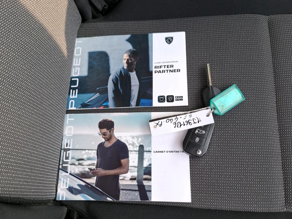 Peugeot PARTNER CA BLUEHDI 100 S&S BVM6  2022