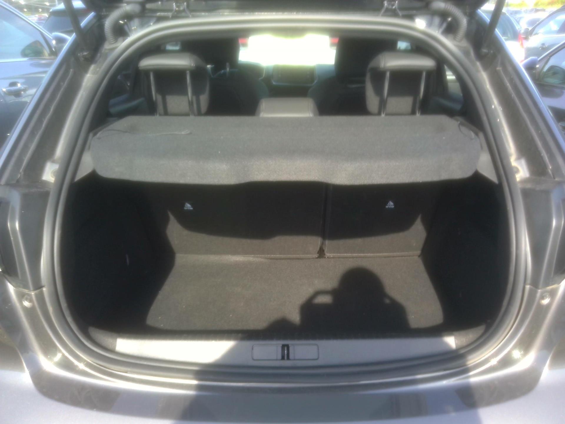 Peugeot 208 PureTech 100 S&S BVM6 GT 2023