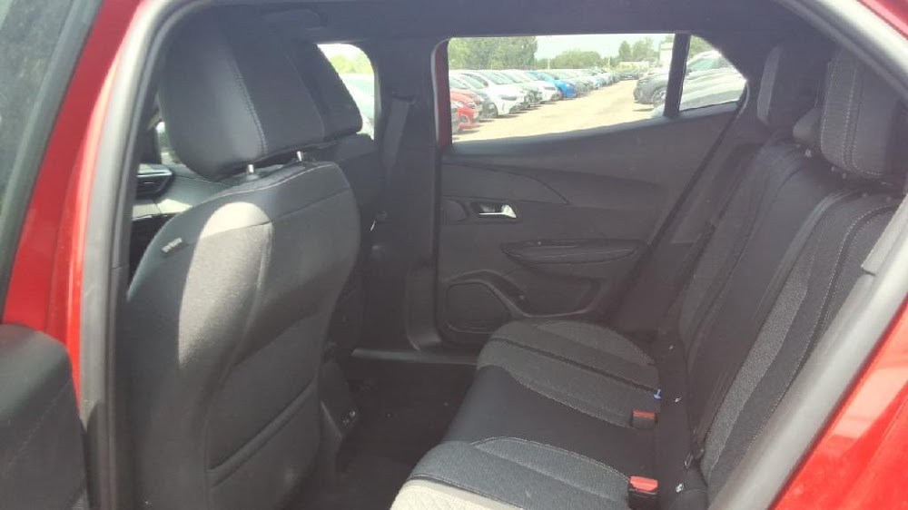 Foto Peugeot 2008 11