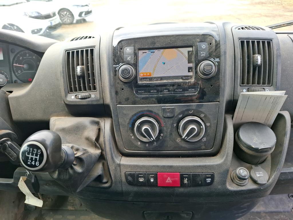 Peugeot BOXER TOLE 335 L2H2 BLUEHDI 140 S&S ASPHALT 2022