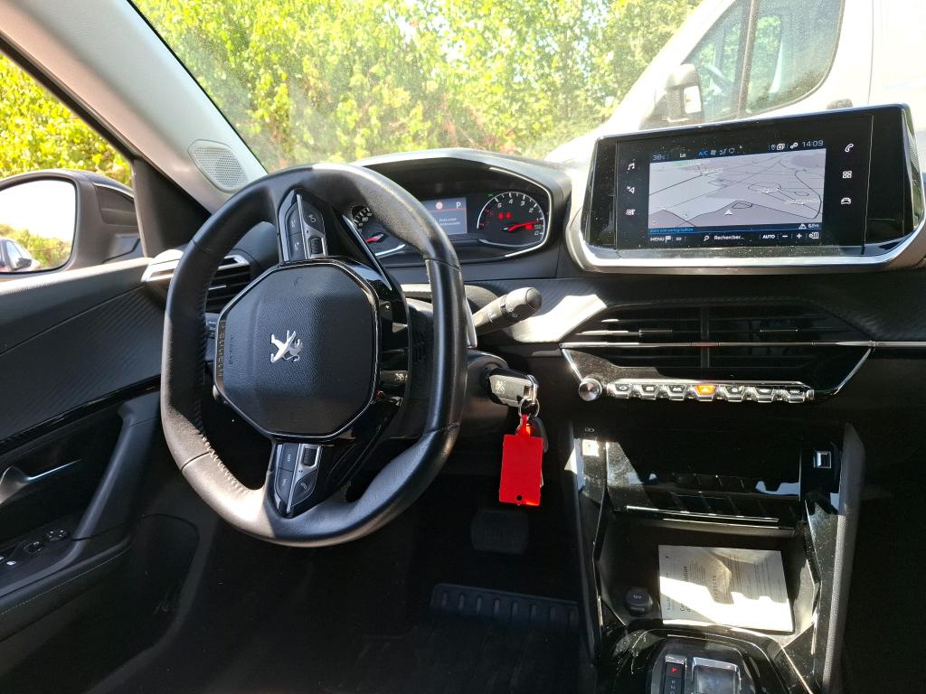 Peugeot 2008 BlueHDi 130 S&S EAT8 Allure 2022