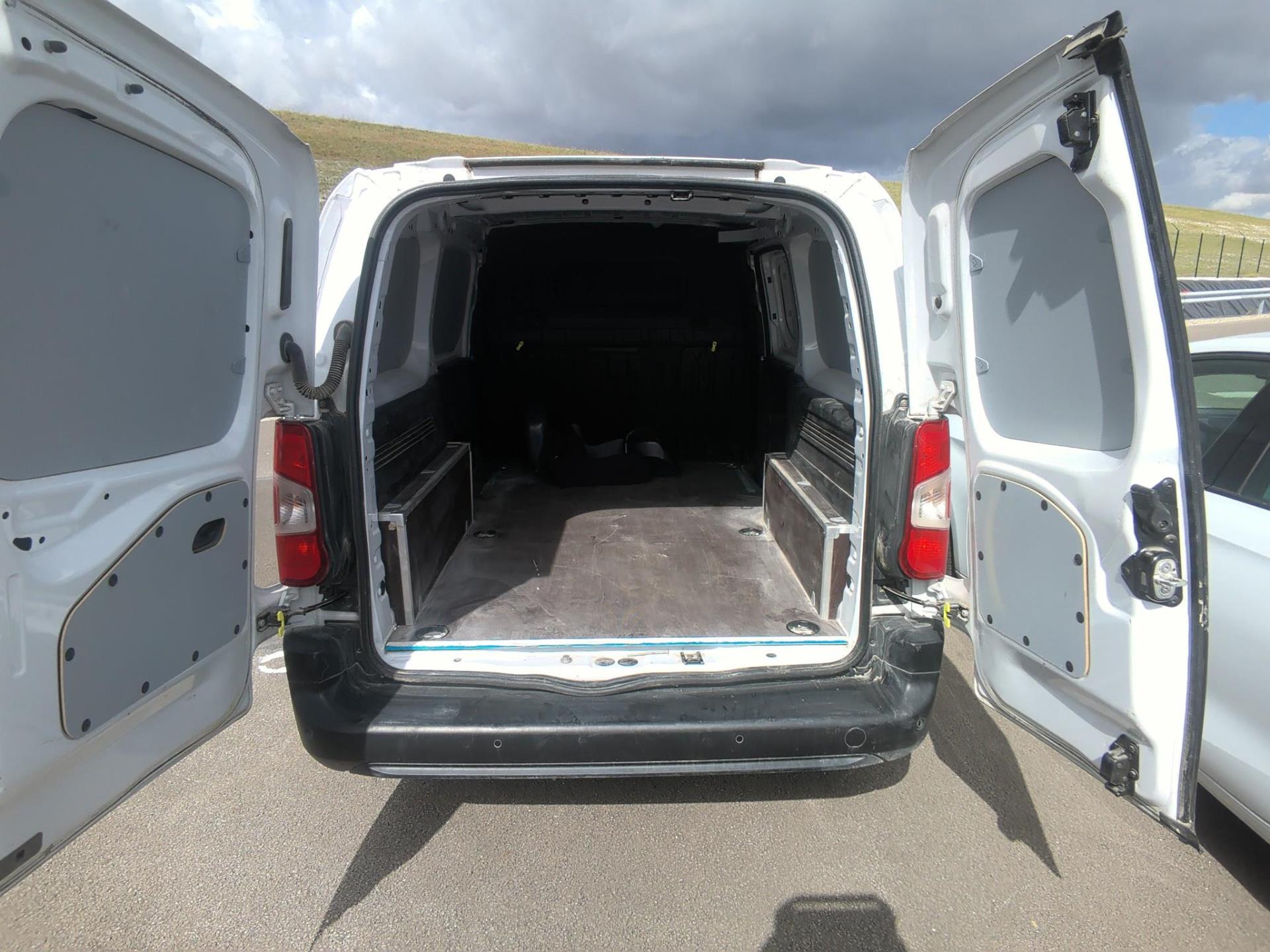 Citroen BERLINGO VAN TAILLE XL 950KG BLUEHDI 100 S&S BVM6 2024