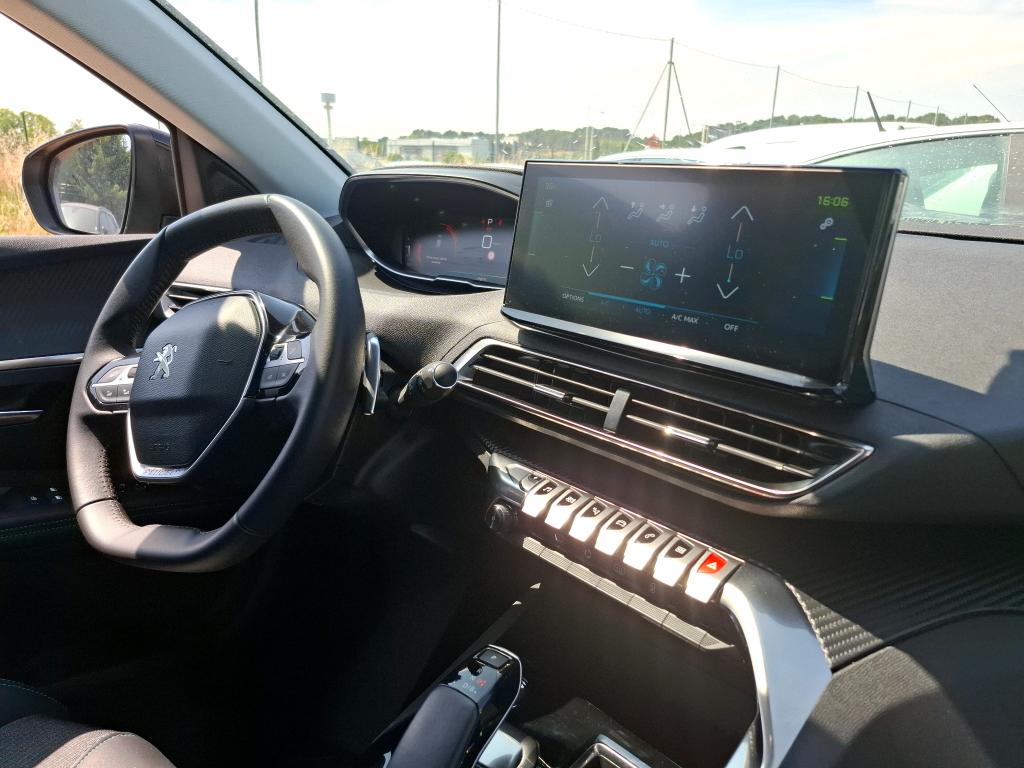 Peugeot 3008 Hybrid 225 e-EAT8 Allure 2022