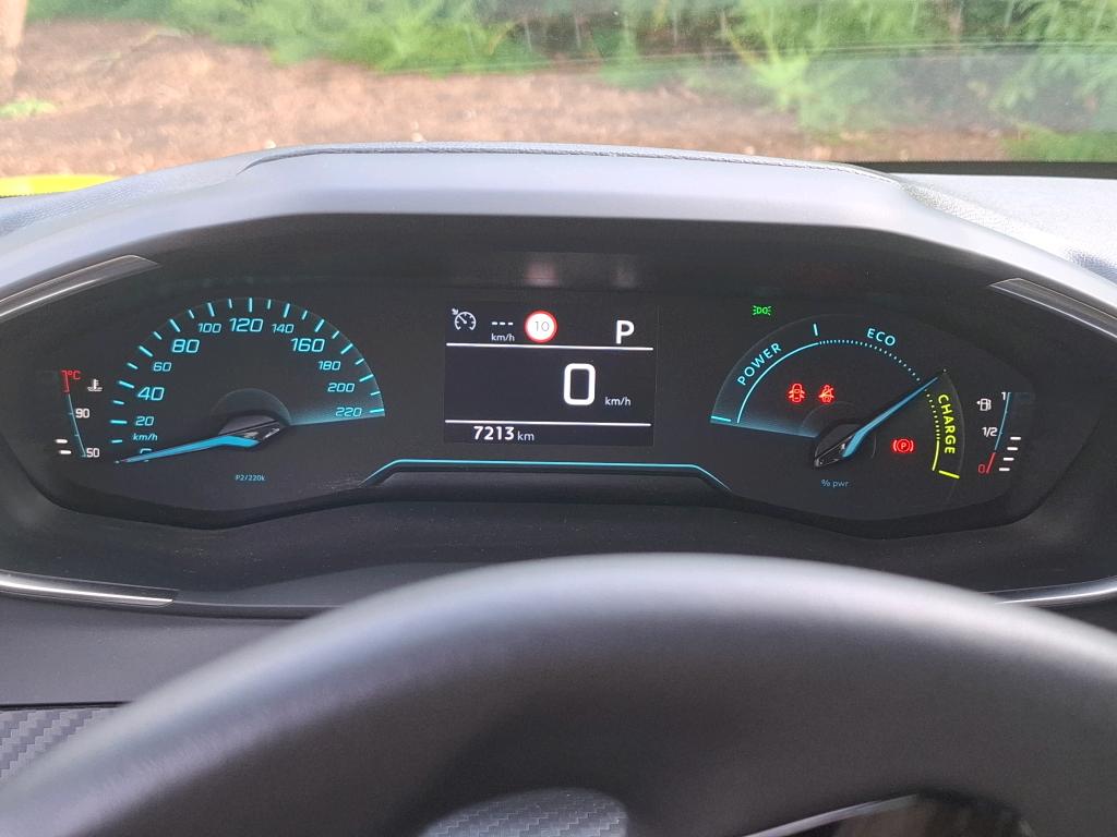 Peugeot 208 Hybrid 110 ch e-DCS6 Style 2025