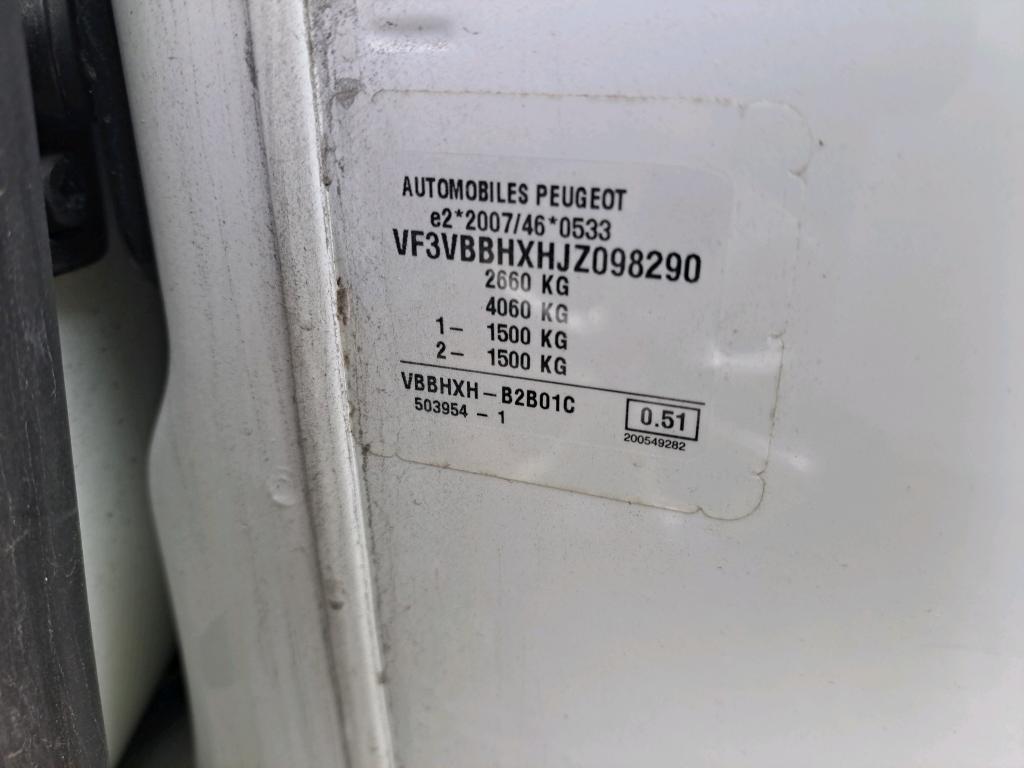 Peugeot EXPERT FGN TOLE STANDARD BLUEHDI 115 S&S BVM6 PREMIUM PACK 2018