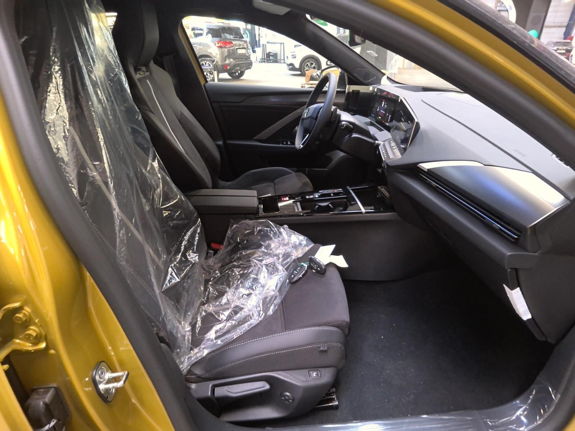 Opel Astra Hybride Rechargeable 225 ch BVA8 GSe 2025