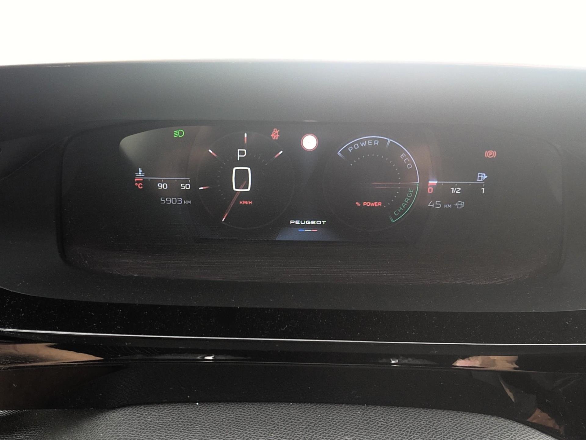 Peugeot 408 Hybrid 145 e-DCS6 GT 2025