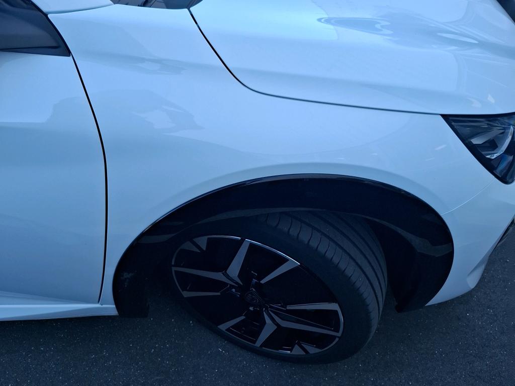 Peugeot 208 Hybrid 136 e-DCS6 GT 2025