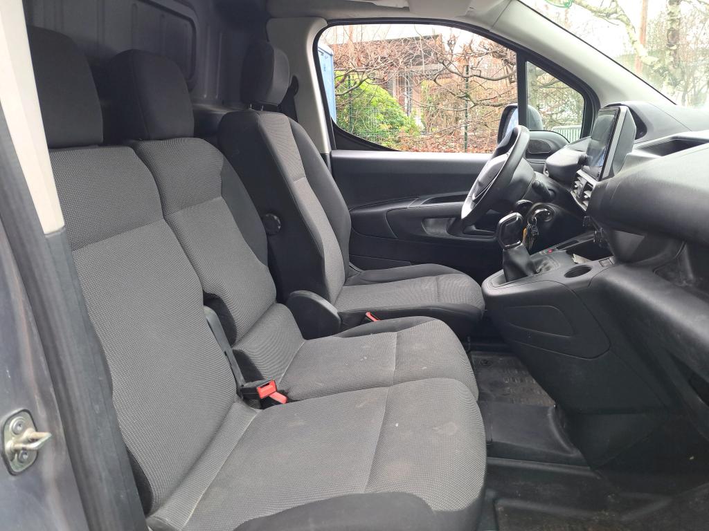 Peugeot PARTNER FOURGON STANDARD 650 KG BLUEHDI 100 S&S BVM5 PREMIUM 2020