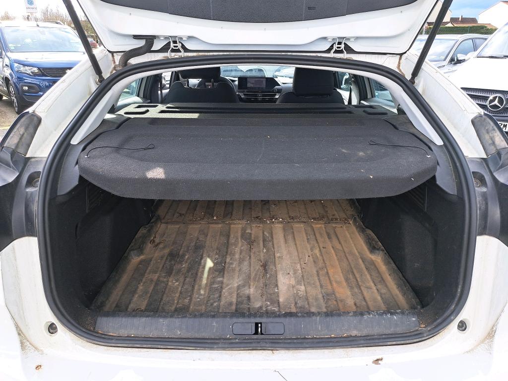 Citroen C4 SOCIETE BLUEHDI 130 S&S EAT8 FEEL NAV BUSINESS R 2021