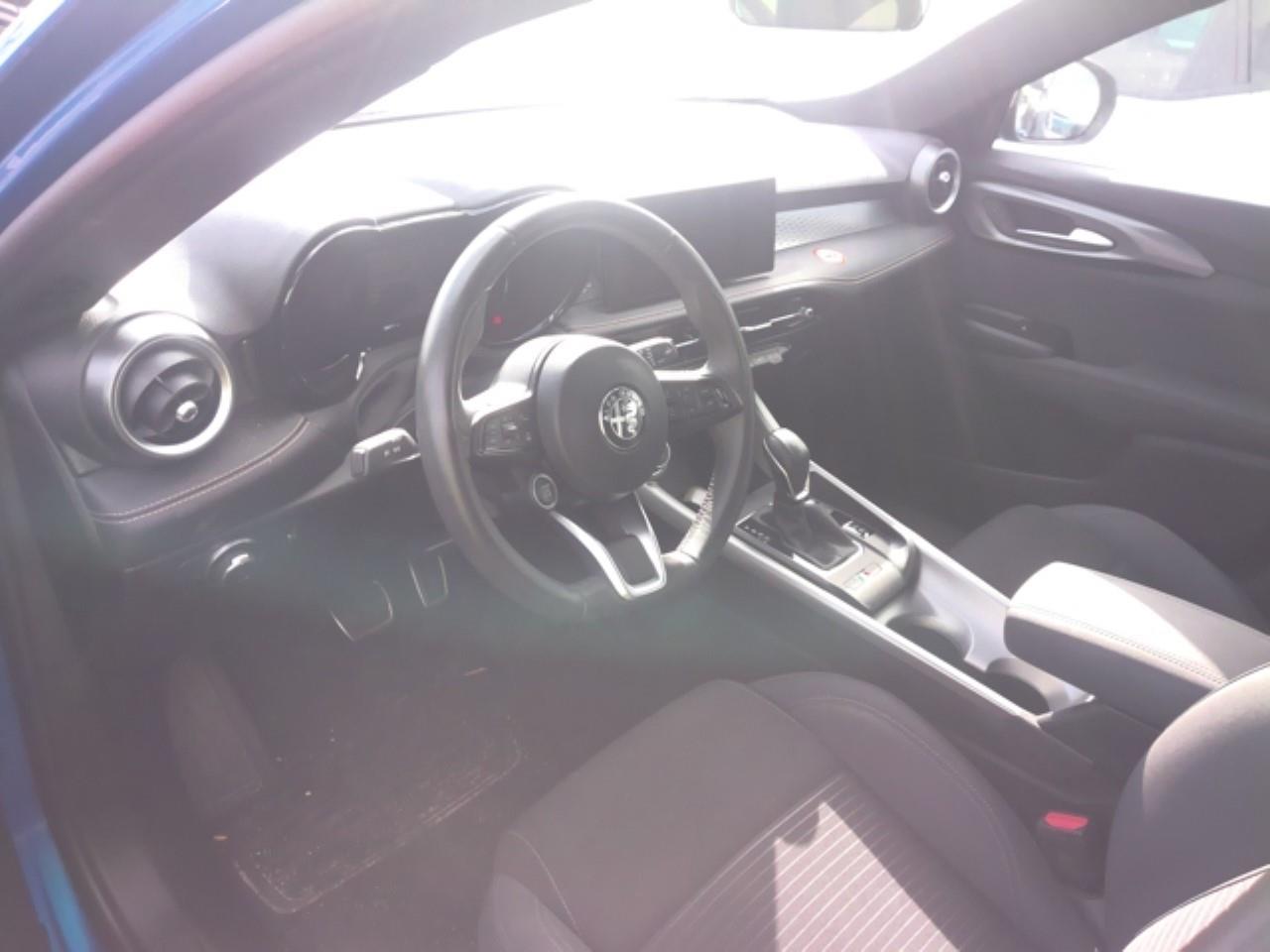 Foto Alfa Romeo Tonale 9