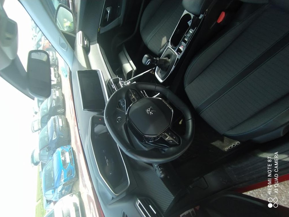 Foto Peugeot 2008 11