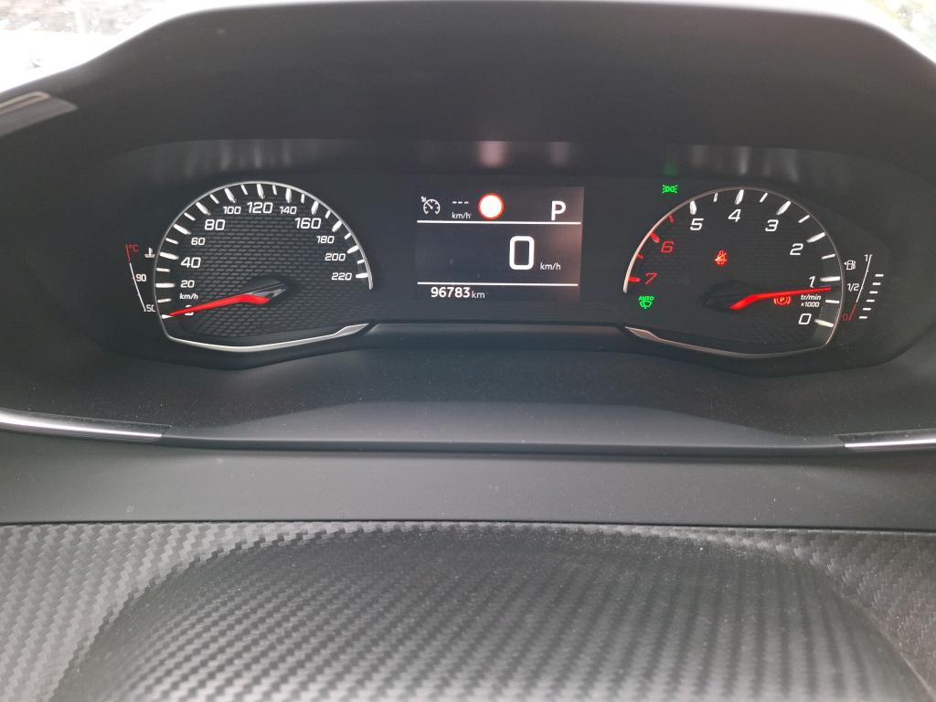Peugeot 2008 BlueHDi 130 S&S EAT8 Allure 2023
