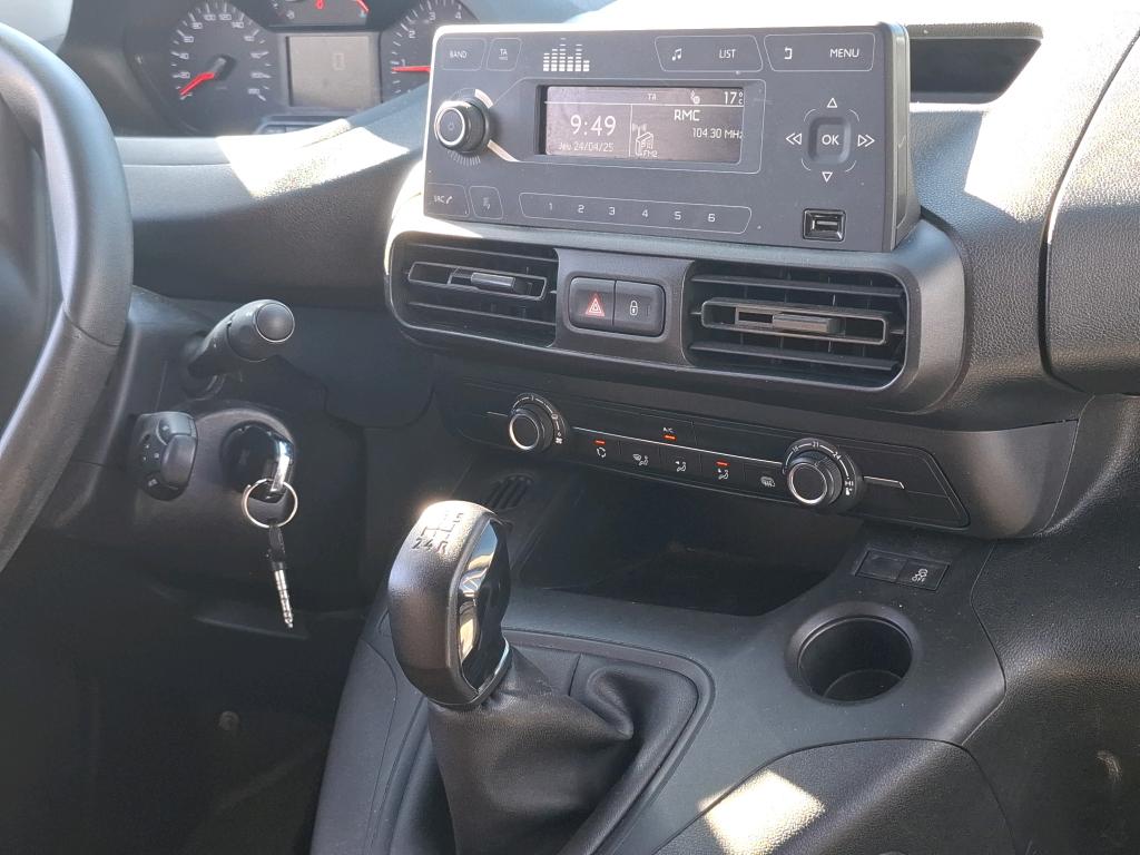 Peugeot PARTNER FOURGON STANDARD 650 KG BLUEHDI 100 S&S BVM5 PREMIUM 2021