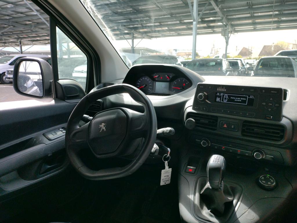 Peugeot PARTNER FOURGON STANDARD 650 KG BLUEHDI 100 S&S BVM5 PREMIUM 2019