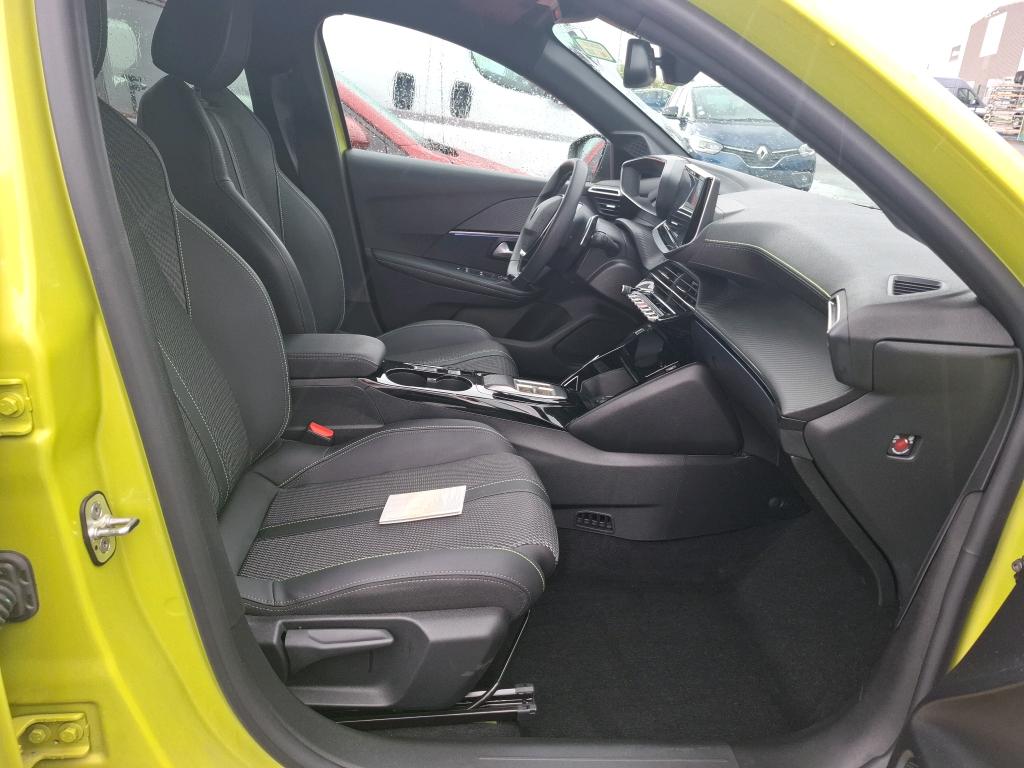 Peugeot 208 Hybrid 145 ch e-DCS6 GT 2025