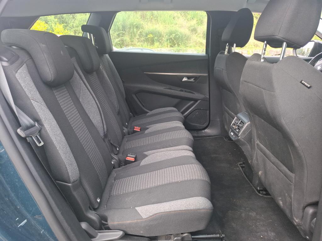 Peugeot 5008 BlueHDi 130ch S&S EAT8 Active Pack 2022