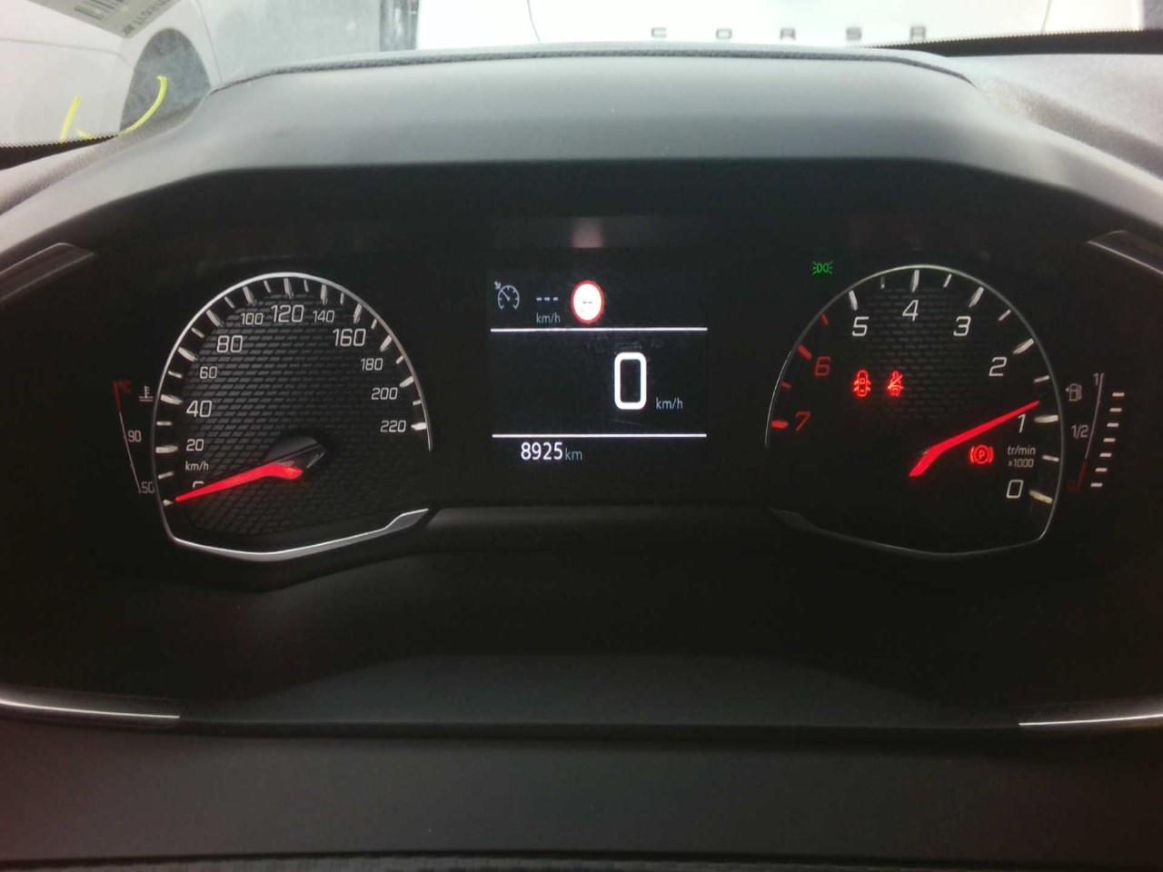 Foto Peugeot 208 4