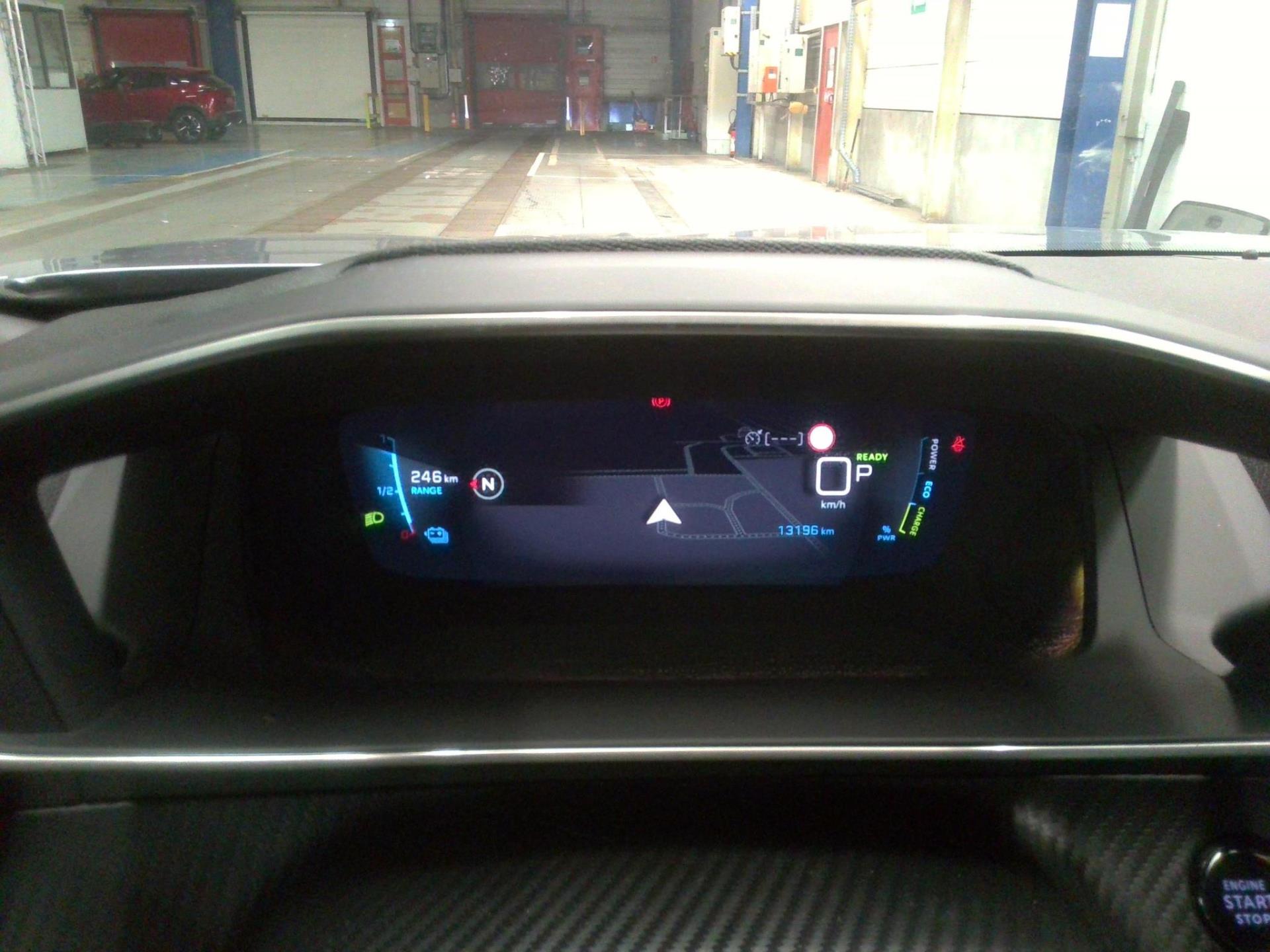 Peugeot 2008 Electrique 136 ch GT 2022