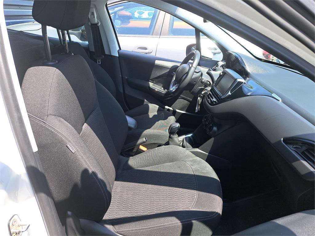Peugeot 208 1.6 BLUEHDI 100 S&S BVM5 ACTIVE BUSINESS R' 2017