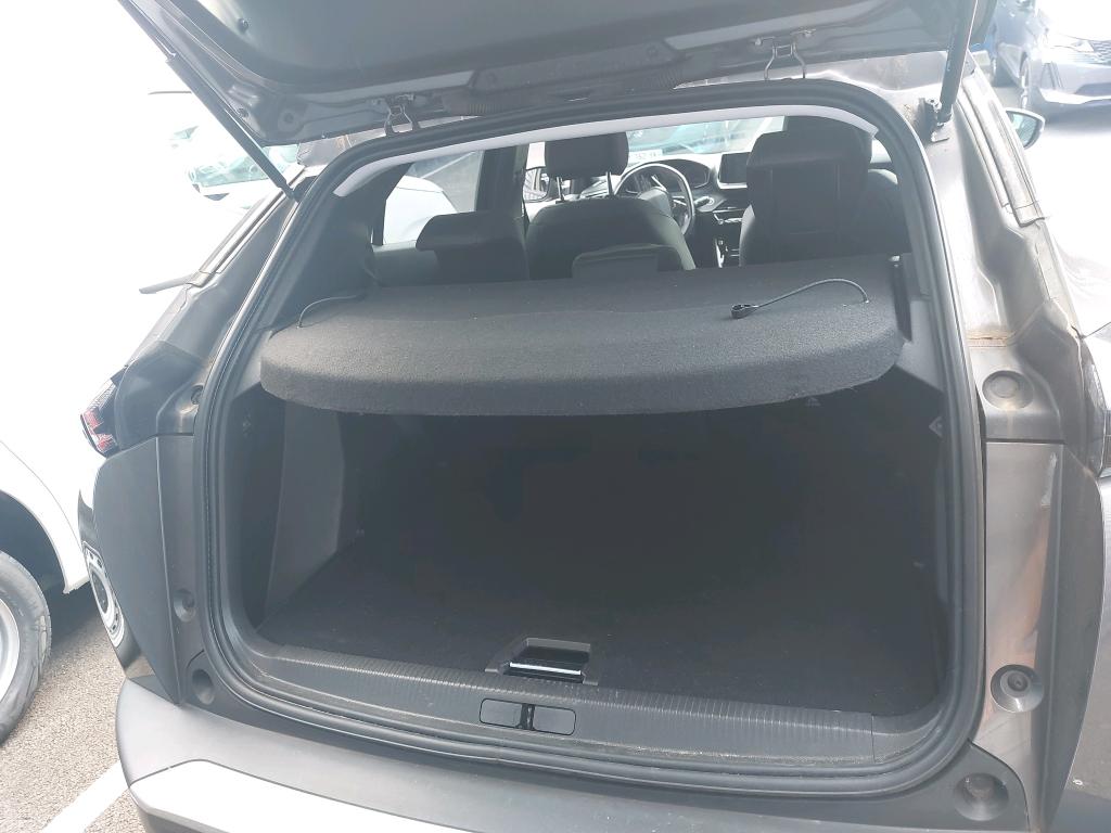 Peugeot 2008 BlueHDi 130 S&S EAT8 Allure 2021