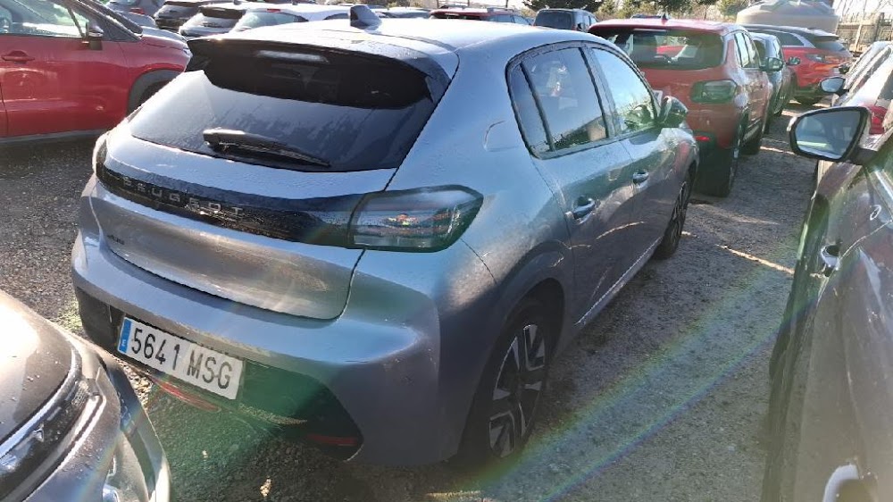 Foto Peugeot 208 9